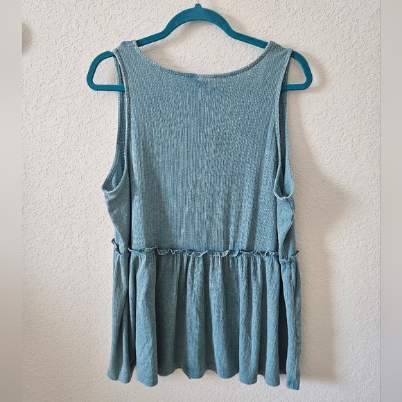 NWT Torrid Textured Jersey Scoopneck Button Down Babydoll Tank In Still Water - Picture 7 of 10
